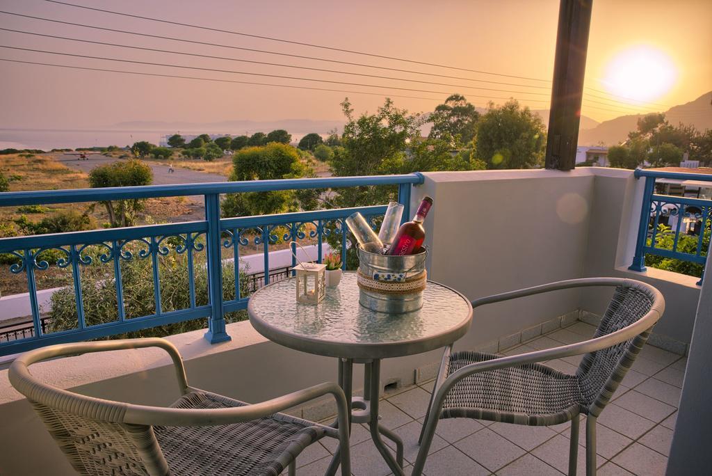 Villa Amor Pefki エクステリア 写真
